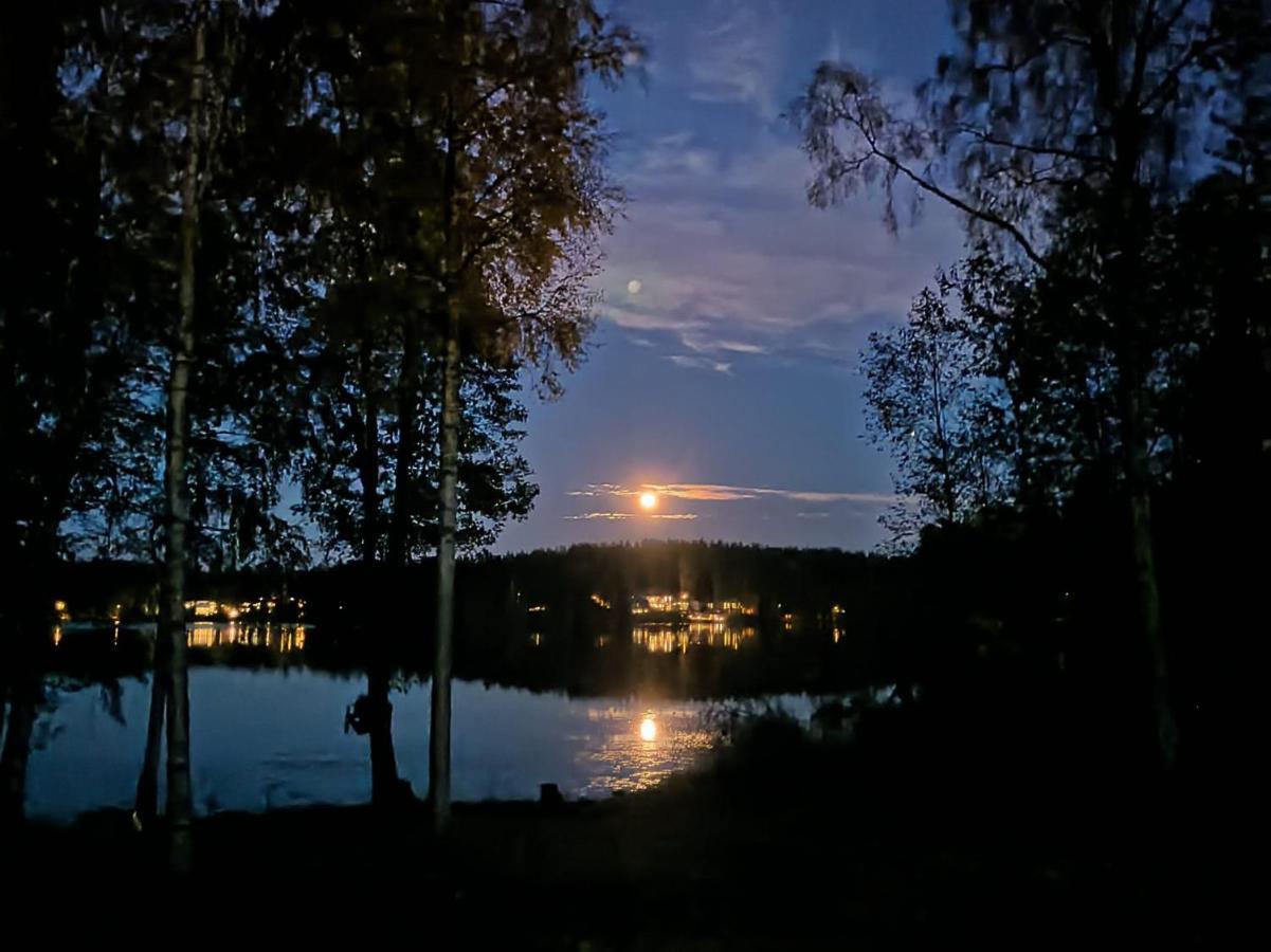 Loft By The Lake Asunto Omakotitalon Alakerrassa Ylojarvi Buitenkant foto